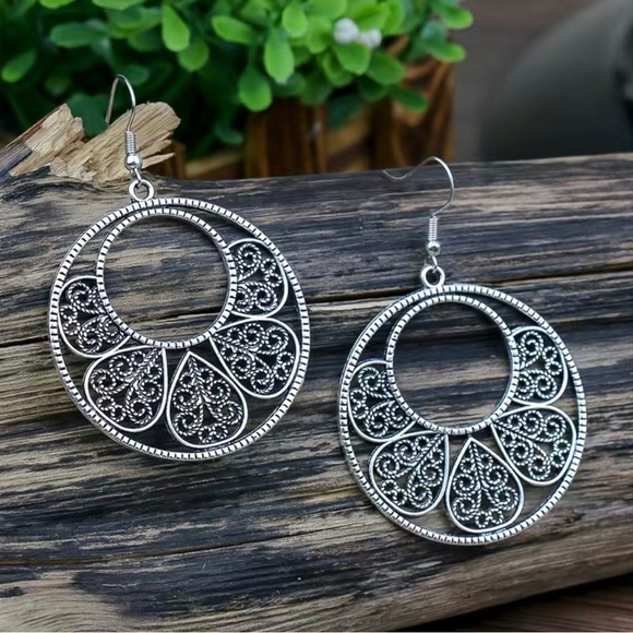 Filigree Oversized Silver Hoop Earrings - Picture 3 of 10
